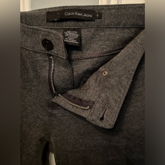 Calvin Klein gray slacks zipper front Size 0 - 28 inch in seam - Picture 2 of 7